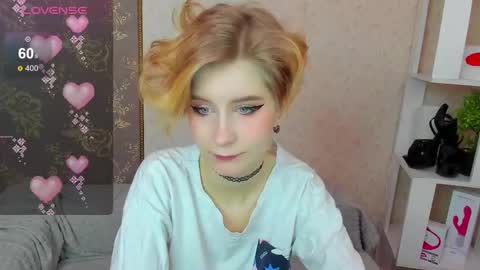 Snapshot of julescrown chatting on 01.25.25 Jules online show from 01.25.25