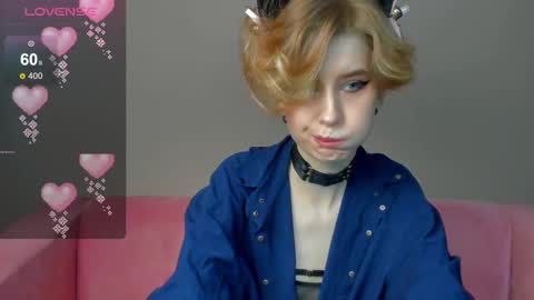 Snapshot of julescrown chatting on 03.09.25 Jules online show from 03.09.25