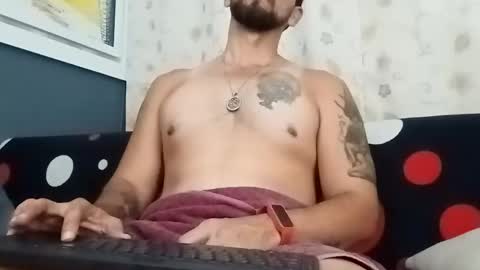 juleslake2 online show from 10.28.25