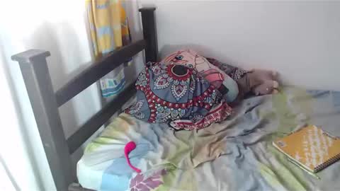 Julfigo online show from 02.14.25