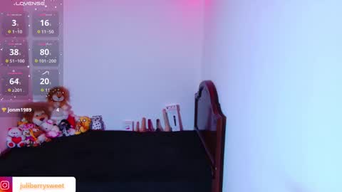 Juliana online show from 11.13.25