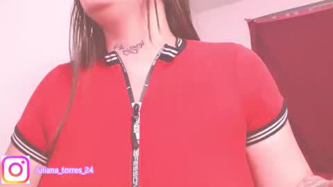 Snapshot of juli_69 chatting on 12.22.24  Juliana Torres  online show from 12.22.24