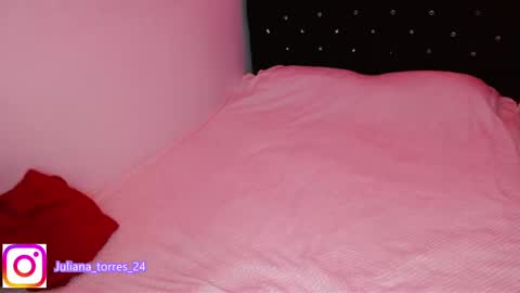 Snapshot of juli_69 chatting on 12.27.24  Juliana Torres  online show from 12.27.24