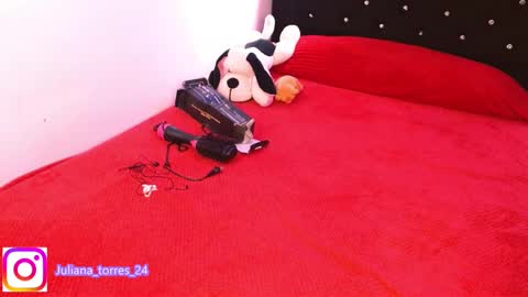 Snapshot of juli_69 chatting on 01.05.25  Juliana Torres  online show from 01.05.25