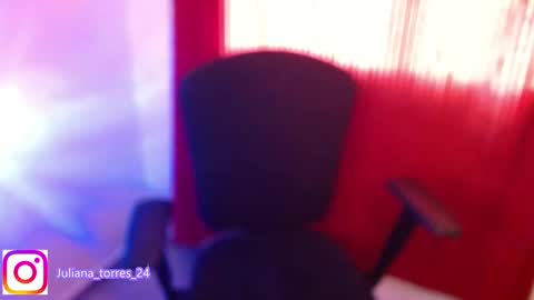 Snapshot of juli_69 chatting on 01.28.25  Juliana Torres  online show from 01.28.25