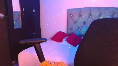 Snapshot of juli_69 chatting on 03.07.25  Juliana Torres  online show from 03.07.25