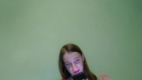 Julietta online show from 12.19.24