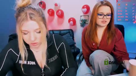 juli kisss online show from 02.18.25