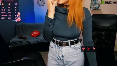 juli kisss online show from 03.11.25