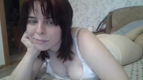 Snapshot of julia357743 chatting on 09.10.25 Julia online show from 09.10.25