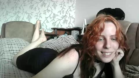 Snapshot of julia357743 chatting on 06.19.26 Julia online show from 06.19.26