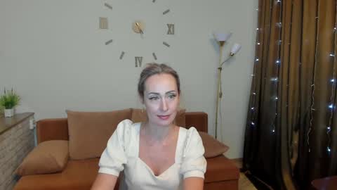 julia__cherry_ online show from 12.29.24