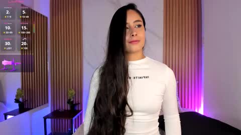 Snapshot of julia_martinezz_ chatting on 03.16.26 J U L IA M A R T I N E Z online show from 03.16.26
