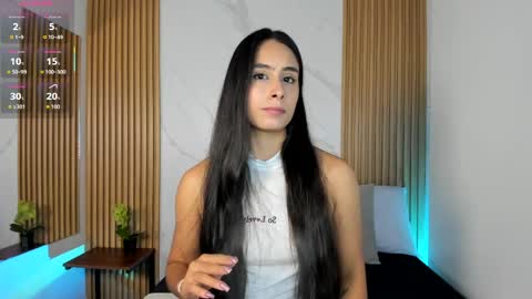 Snapshot of julia_martinezz_ chatting on 04.08.26 J U L IA M A R T I N E Z online show from 04.08.26