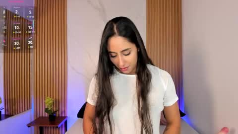 Snapshot of julia_martinezz_ chatting on 04.13.26 J U L IA M A R T I N E Z online show from 04.13.26
