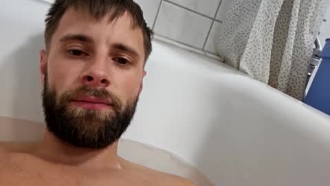 Snapshot of julia_official chatting on 10.03.25 julia_official online show from 10.03.25