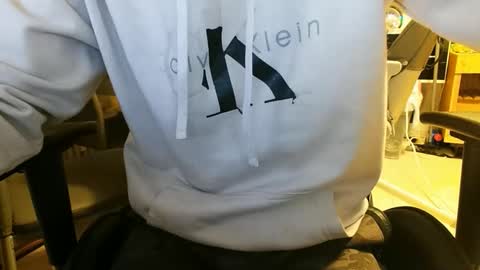 julia_official online show from 02.28.26