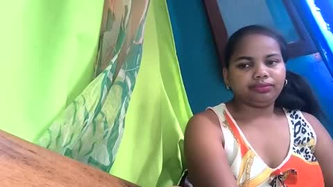 Snapshot of juliah02 chatting on 02.04.25 juliah02 online show from 02.04.25