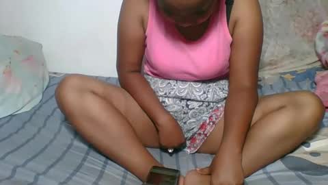 Snapshot of juliah02 chatting on 03.08.25 juliah02 online show from 03.08.25