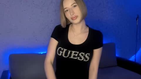 Snapshot of juliahupman chatting on 03.27.26 Kate online show from 03.27.26