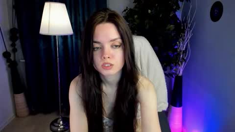 Snapshot of juliamoss chatting on 02.05.26 juliamoss online show from 02.05.26