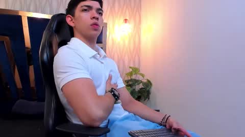 JULIAN  online show from 01.18.26