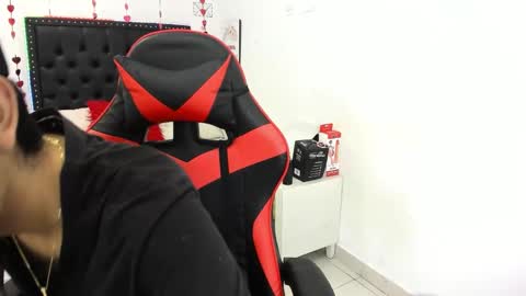 Julian online show from 02.21.26