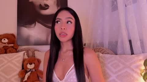 Snapshot of juliana_cute_22 chatting on 10.21.25 Juliana online show from 10.21.25