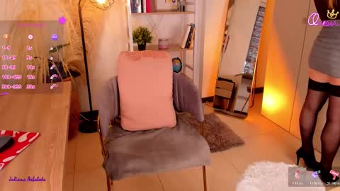 Juli online show from 02.11.26