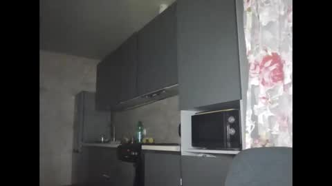 julianagold1 online show from 01.30.25