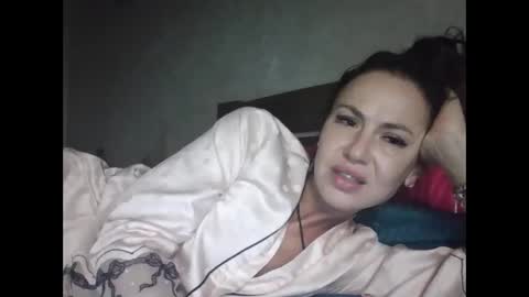 julianagold1 online show from 01.31.25