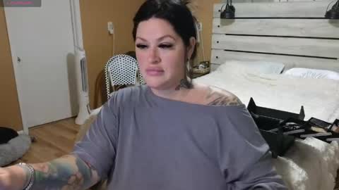 Snapshot of julianaxxxrose chatting on 04.16.26 Texas Mamasita online show from 04.16.26