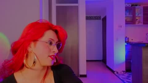 Snapshot of julianna_saenz chatting on 05.23.26 Juliana online show from 05.23.26
