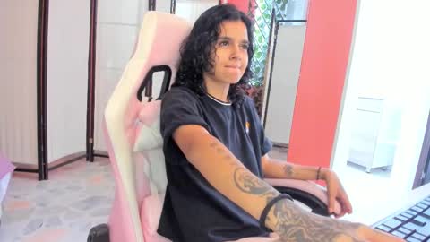 julianne_7 online show from 01.13.26