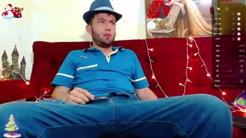 Snapshot of juliano_777 chatting on 12.29.24 Call me Juliano independent model online show from 12.29.24