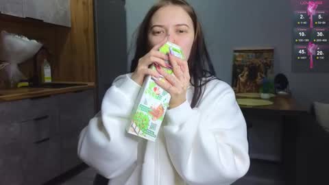 julidropp online show from 01.12.25