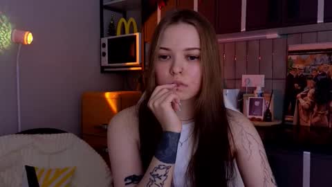 julidropp online show from 12.18.25