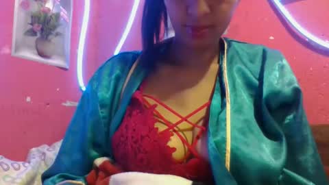 Snapshot of julie0612 chatting on 04.06.26 julie0612 online show from 04.06.26