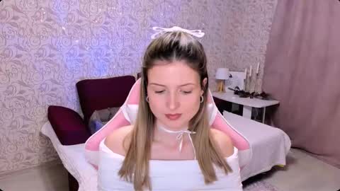 Julie online show from 01.27.25