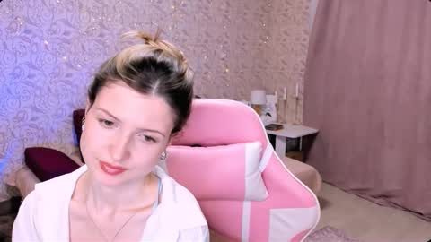 Julie online show from 02.23.25