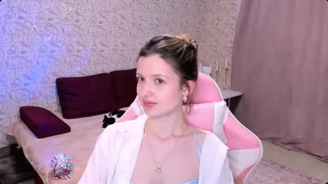 Julie online show from 02.23.25