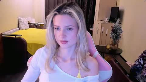 Julie online show from 11.19.25