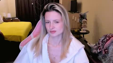 Julie online show from 01.11.26