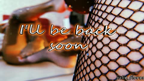 Julie online show from 04.05.26