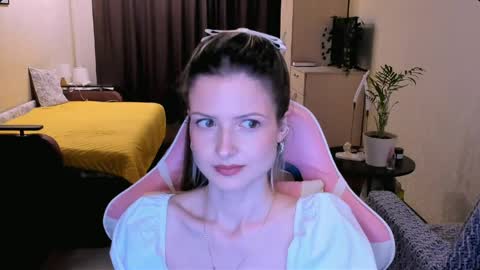Julie online show from 05.19.26
