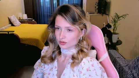 Julie online show from 05.21.26
