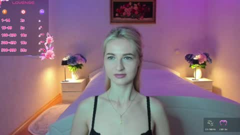 Snapshot of julieblazex chatting on 05.31.26 julieblazex online show from 05.31.26
