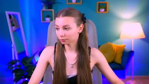 juliedaniel online show from 03.12.26