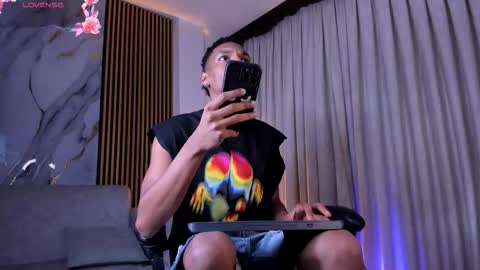 Julien online show from 03.12.26