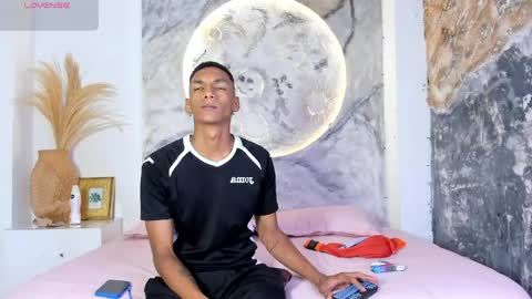 Julien online show from 04.11.26